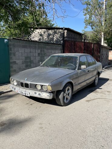 bmw автомобил: BMW 525: 1993 г., 2 л, Механика, Бензин, Седан