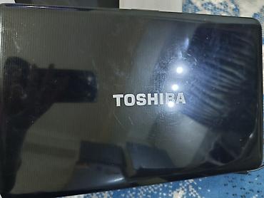 toshiba notebook: Toshiba noutbuk çantasıyla birlikdə - Model: Toshiba (qara korpus — 2