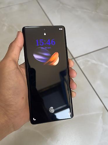 поел х3 про: Vivo X70 Pro, Б/у, 256 ГБ, цвет - Черный, 2 SIM — 3