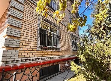 Долгосрочная аренда домов: 350 м², 7 комнат — 4