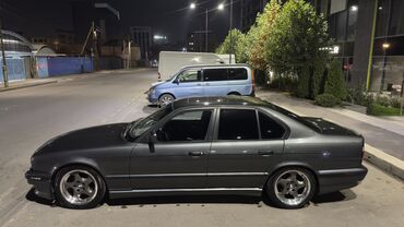 BMW: BMW 5 series: 1990 г., 2.5 л, Механика, Бензин, Седан — 5