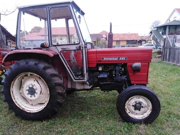 Teretna i poljoprivredna vozila: Prodaajem Traktor UNIVERZAL 445 standard, kupljen nov, ja sam prvi