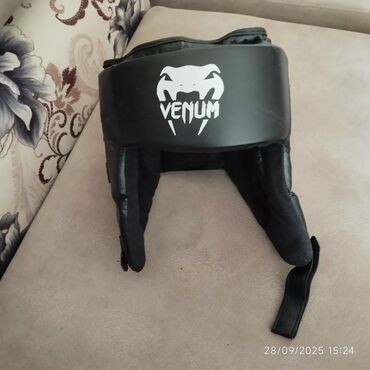 İdman dəstləri: Venum dəst. Təzə kimidi az işlənib səliqəli işlənib. Əlcək-30m, Fut 40 — 19