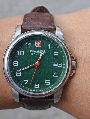 ремонт швейцарских часов: Продаю часы оригинал Швейцария кварцевые Swiss Military Hanowa носил