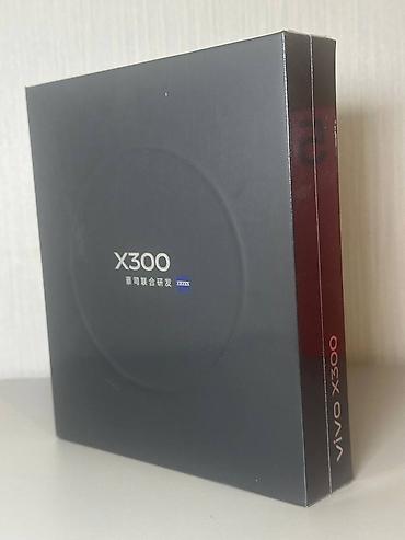 Мобильные телефоны и аксессуары: Vivo X300, Новый, 256 ГБ, цвет - Черный — 1