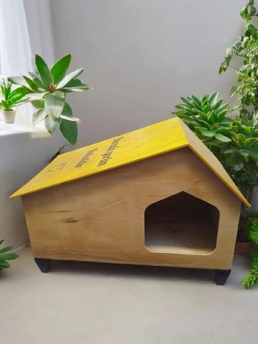 Yuvalar: Taxta pişik evi – “Burada yerim rahatdır” yazılı - Material — 14