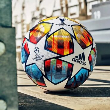 Другое для спорта и отдыха: Футбольный мяч Лига Чемпионов!
UEFA Champions League Final
Размер : 5
