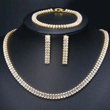 zlatni nakit: Set: Bracelet, Earrings, Necklace, Material: Cubic zirconia