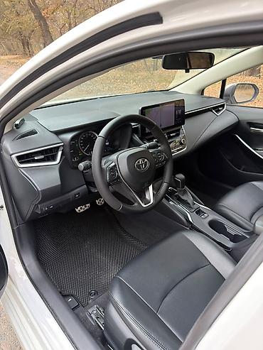 toyota priys: Toyota Corolla: 2021 г., 1.8 л, Вариатор, Гибрид, Седан — 7