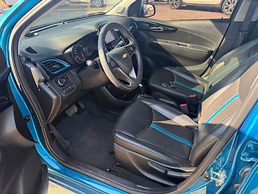 Chevrolet: Chevrolet Spark: 2019 г., Бензин — 7