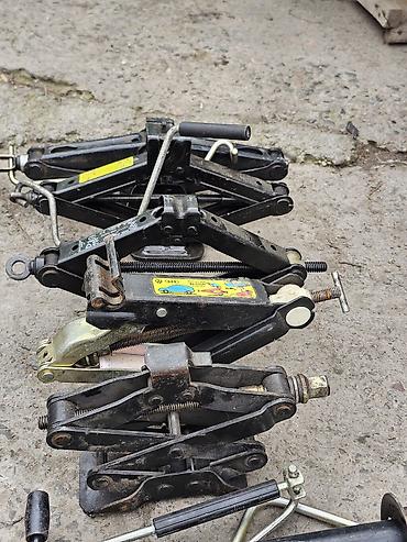 Инструменты для авто: Оригинальные домкраты для Honda / Nissan / VW / BMW / Skoda / Audi / at lalafo.kg — 6 Инструменты для авто: Оригинальные домкраты для Honda / Nissan / VW / BMW / Skoda / Audi / — 6