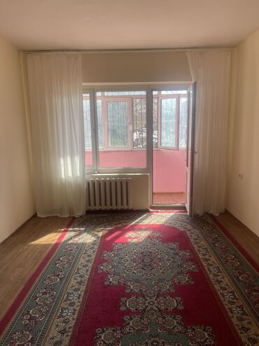 Продажа домов: 1 комната, 50 м², 106 серия улучшенная, 1 этаж, Дизайнерский ремонт