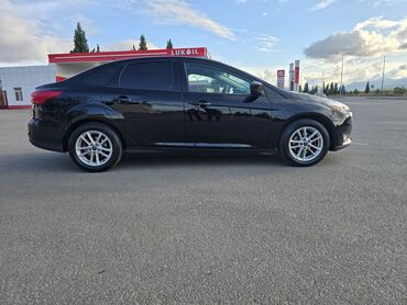 запчасти на форд мондео: Ford Focus sedan – qara rəng, benzinlə işləyən, ön ötürücülü. Xarici