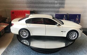 Avtomobil modelləri: BMW, 2011 il, 1:18, Dəmir, Ödənişli çatdırılma — 16