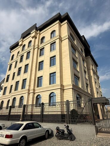 жашаганы квартира керек: 4 комнаты, 205 м², Элитка, 1 этаж, ПСО (под самоотделку)