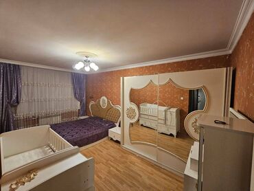 Uzunmüddətli kirayə mənzillər: Sumqayıt ş. 17 mkr. 5 mərtəbəli binanın 1 - ci mərtəbəsi, 4 otaq tam -da lalafo.az — 6 Uzunmüddətli kirayə mənzillər: Sumqayıt ş. 17 mkr. 5 mərtəbəli binanın 1 - ci mərtəbəsi, 4 otaq tam — 6