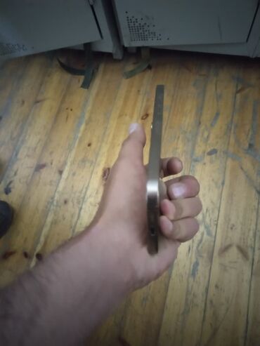 Apple iPhone: IPhone 16 Pro Max, 256 GB, Desert Titanium, Face ID — 3