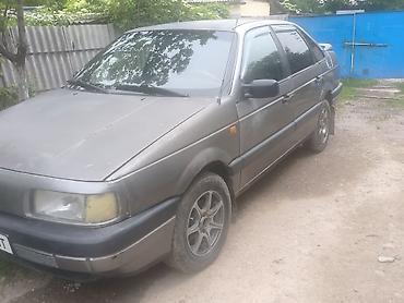 Транспорт: Volkswagen Passat: 1992 г., Автомат, Седан — 4