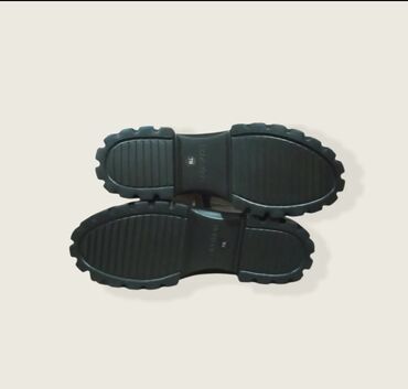 Босоножки, сандалии, шлепанцы: Сапоги из США — 5