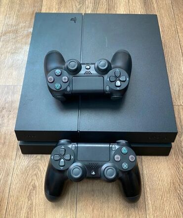 sony playstation 4 pro: Продается FAT непрошитая память 500гб. при осмотре сами убедитесь