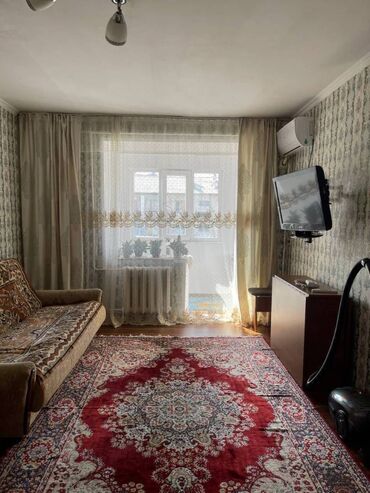 Продажа домов: 1 комната, 35 м², 105 серия, 5 этаж, Евроремонт