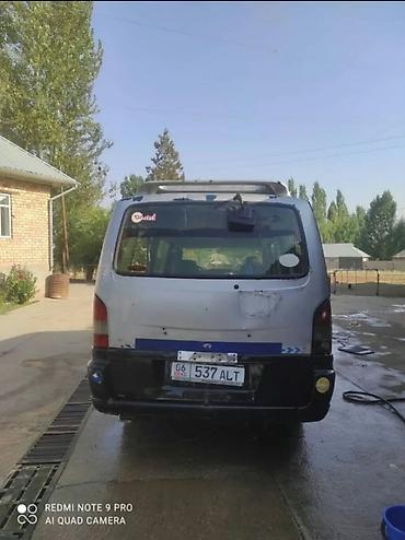Ssangyong: Ssangyong Istana: 2000 г., 2.9 л, Механика, Дизель, Бус — 2