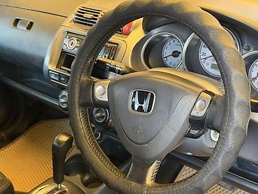 Honda: Honda Fit: 2003 г., 1.5 л, Вариатор, Бензин, Хэтчбэк — 2