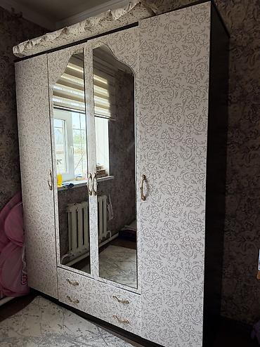 Шифоньер, шкаф для одежды, Б/у, Прямой, ЛДСП