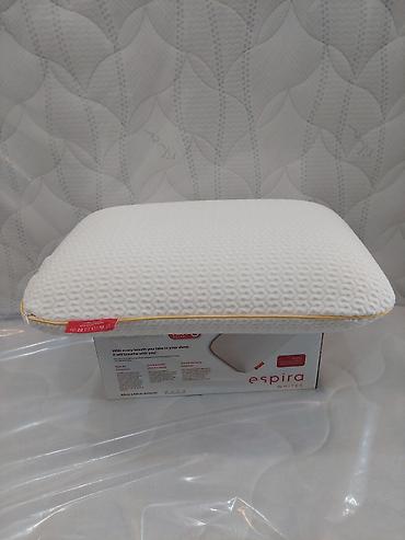 Balışlar, yastıqlar: Espira firmasının Aircomfort ortopedik yastıqları. Parçası yuyula — 4