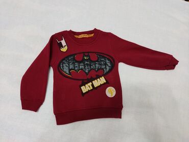утеплённая кофта: Продаю свитшот (кофта / свитер) утепленный для мальчика 3 года