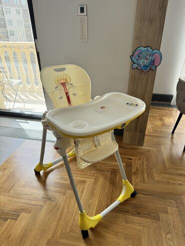 детский пеленальный стол: Стульчик для кормления