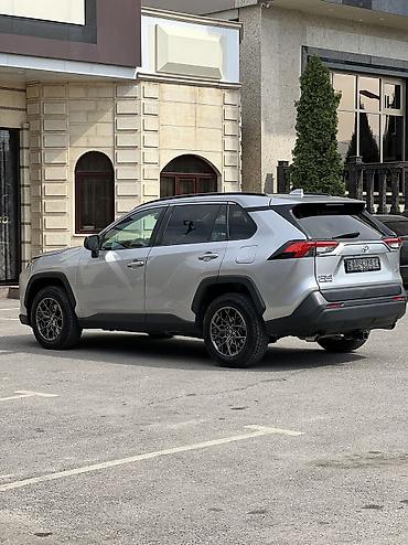 Toyota: Toyota RAV4: 2019 г., 2.5 л, Автомат, Бензин, Кроссовер — 4