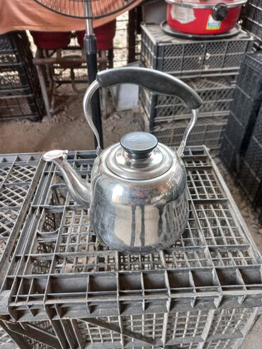 Чайники и кофейники: Б/у, цвет - Белый, Заварочный чайник, 0,5 л, Азербайджан