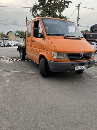 советский школьный автобус: Легкий грузовик, Mercedes-Benz, Дубль, 2 т, Б/у