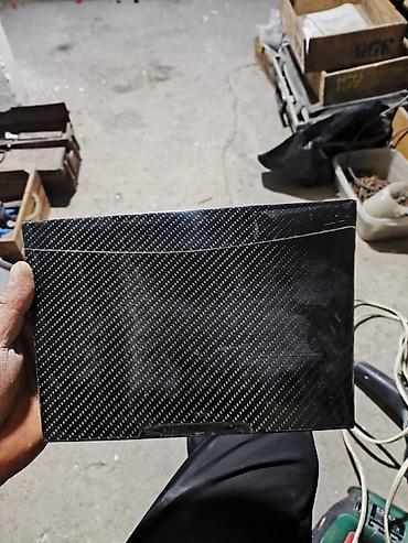 Другие детали кузова: Накладка на центральную консоль с отделкой карбон. Имеет U-образную — 6