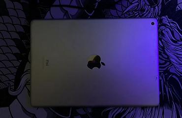 Техника жана электроника: Планшет, Apple, эс тутум 64 ГБ, 10" - 11", Wi-Fi, Колдонулган, Классикалык түсү - Күмүш — 3