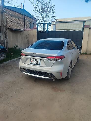 Бампер Toyota, Новый at lalafo.kg Бампер Toyota, Новый