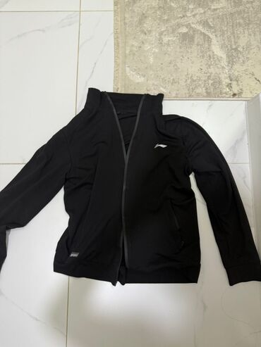 национальные вещи: Мужская толстовка, M (EU 38), Li-Ning, Новый, цвет - Черный, Самовывоз, Платная доставка