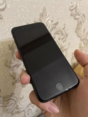 2 ci el telefonlar: IPhone 7, 32 ГБ, Черный, Отпечаток пальца