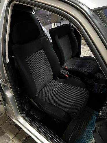 крыло гольф3: Volkswagen Golf: 1998 г., 1.8 л, Механика, Бензин, Хэтчбэк — 4