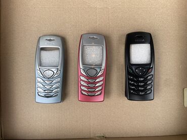 компьютер на запчасти: Nokia 6100 korpusları Hamısı yenidi. Qabaq hissə, knopkalar və arxa