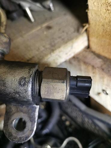 SENZOR REGULATOR PRITISKA YD22 ZA NISSAN PRIMERA, X-TRAIL OD 2002. DO