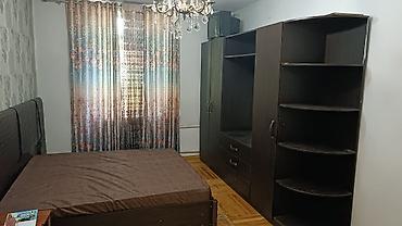 7 1: 3 комнаты, 71 м², Цум Сталинка, 1 этаж, Старый ремонт — 2