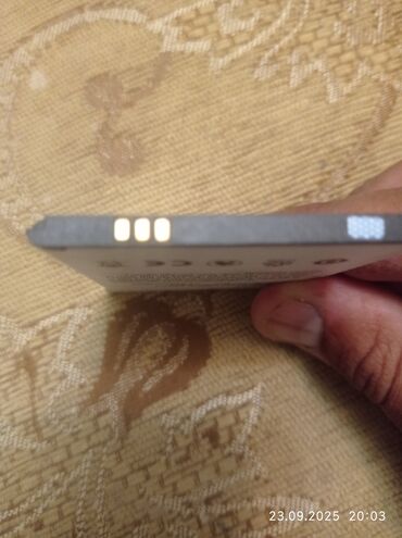 Digər mobil telefonlar: Ulefon S7,ekrani sinib,ehtiytat hisse kimi satiram,unvan M.Ecemi — 9