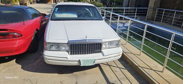 kvadrasikl satışı: Lincoln Town Car: 4.7 l | 1997 il 3400 km Sedan