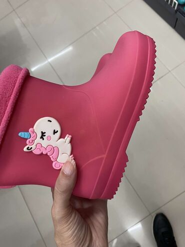 Gumene čizme: Gumene čizme, Veličina - 19 na lalafo.rs — 2 Gumene čizme: Gumene čizme, Veličina - 19 — 2