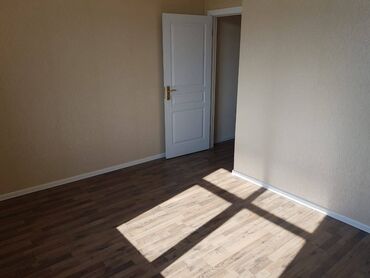 Uzunmüddətli kirayə mənzillər: Yeni Yasamalda Asan Xidmətin yaxınlığında 9 mertebeli binanın 4-cü -da lalafo.az — 6 Uzunmüddətli kirayə mənzillər: Yeni Yasamalda Asan Xidmətin yaxınlığında 9 mertebeli binanın 4-cü — 6