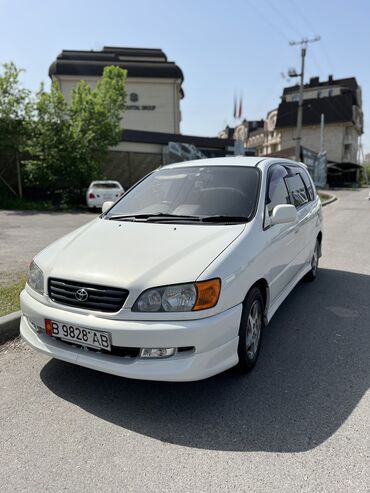 Toyota: Toyota Ipsum: 2000 г., 2 л, Автомат, Бензин, Минивэн — 4