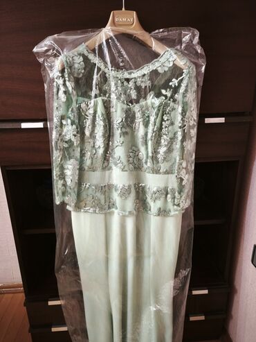 Ziyafət donları: Zərif ziyafətlik donlar dəsti 1) Nanə yaşılı uzun don - Üst hissəsi — 2