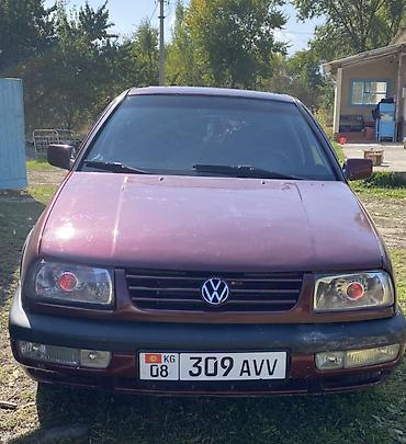 Volkswagen: Volkswagen Vento: 1992 г., 1.8 л, Кол менен иштөөчү, Бензин, Седан — 3